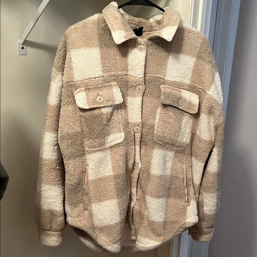 Pacsun Plaid Sherpa Jacket - Tan and Cream